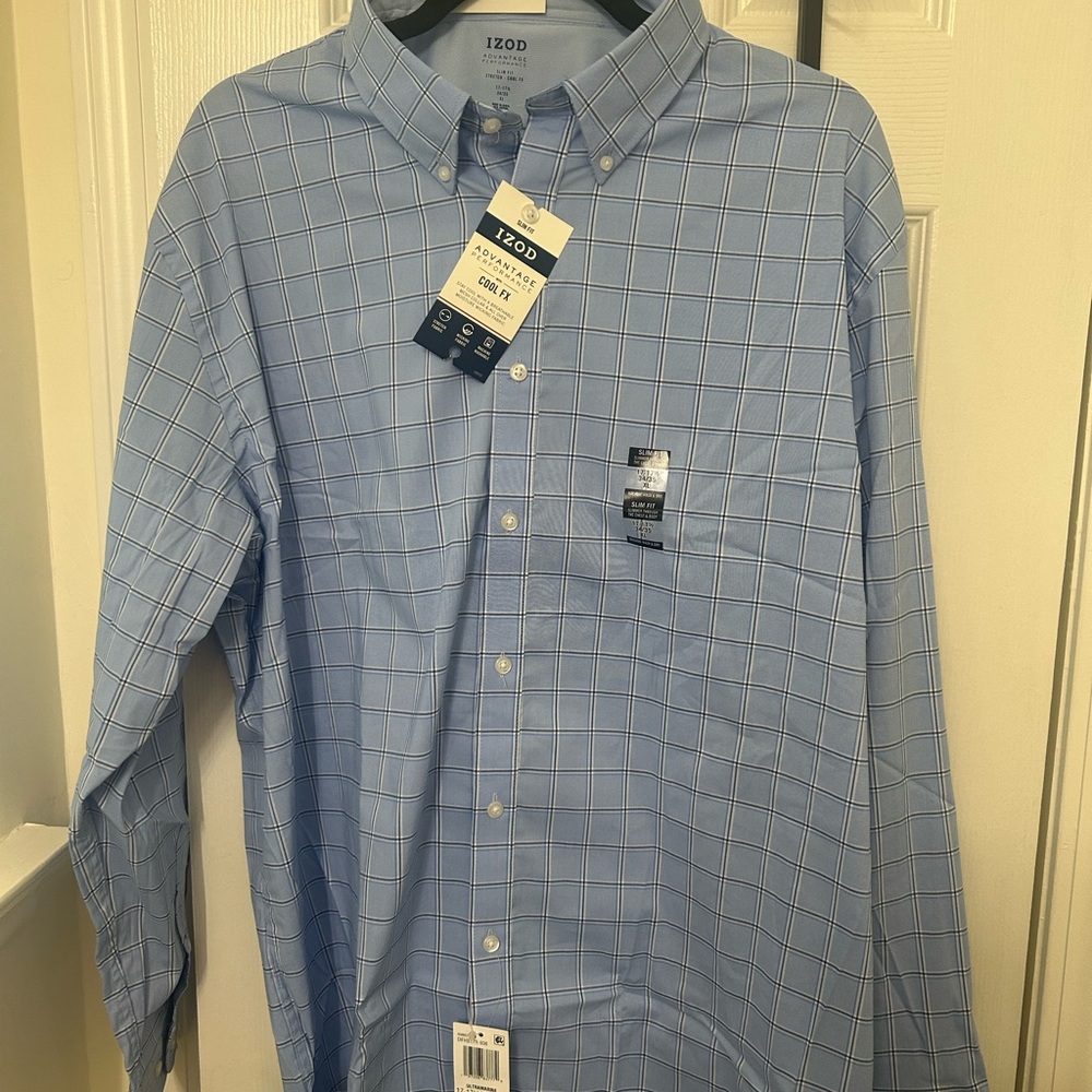 Izod Men's Light Blue Plaid Button Down Shirt